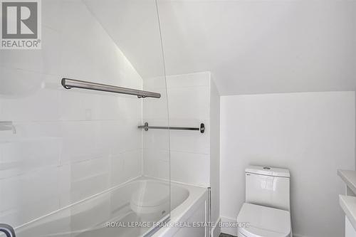 34 Reid Street, Smith-Ennismore-Lakefield (Lakefield), ON - Indoor Photo Showing Bathroom