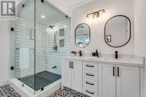 380 Wood Duck Lane, Newmarket, ON - Indoor Photo Showing Bathroom