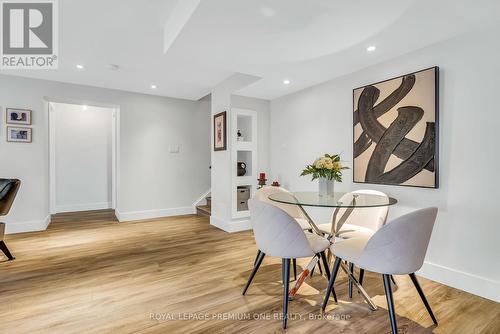 380 Wood Duck Lane, Newmarket, ON - Indoor Photo Showing Dining Room