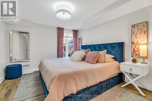 380 Wood Duck Lane, Newmarket, ON - Indoor Photo Showing Bedroom