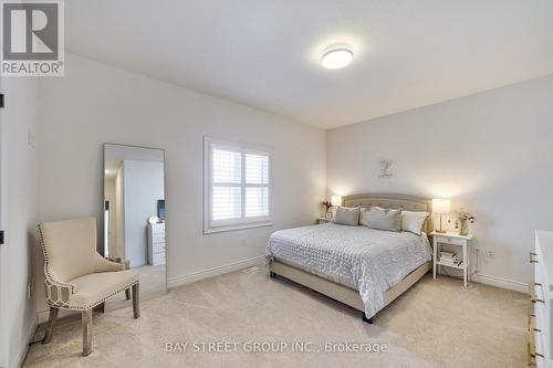 1031 Quarry Drive, Innisfil, ON - Indoor Photo Showing Bedroom