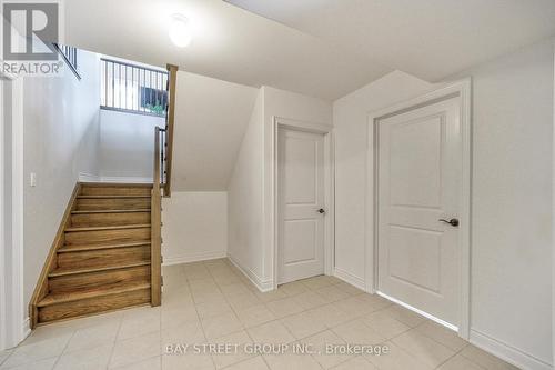 1031 Quarry Drive, Innisfil, ON - Indoor Photo Showing Other Room