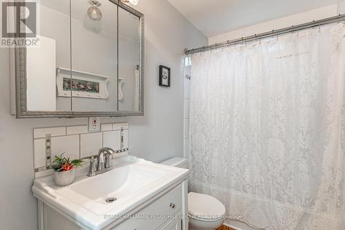 755 Happy Vale Drive, Innisfil, ON - Indoor Photo Showing Bathroom