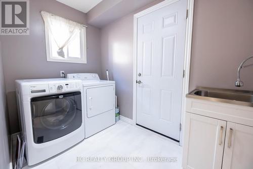 2 Carpenter Court, Markham, ON - Indoor Photo Showing Laundry Room