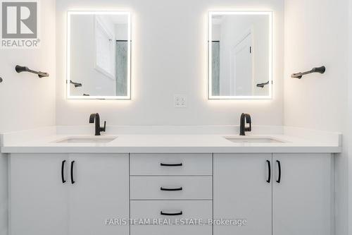 13 Fawndale Crescent, Wasaga Beach, ON - Indoor Photo Showing Bathroom