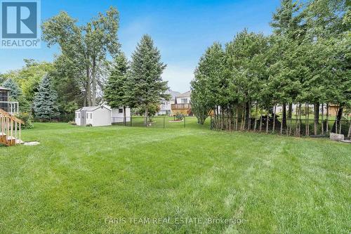 13 Fawndale Crescent, Wasaga Beach, ON - Outdoor