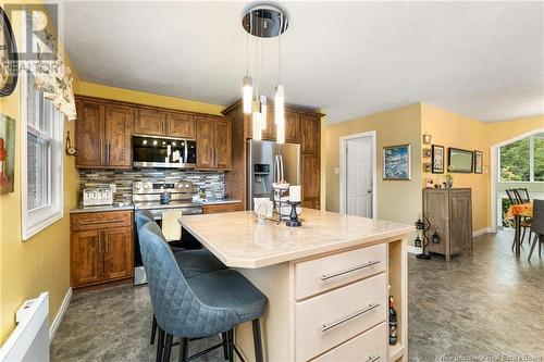 41 Route 933, Grand-Barachois, NB - Indoor Photo Showing Kitchen With Upgraded Kitchen