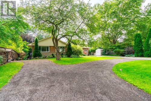 702 King Road, Burlington, ON - Outdoor