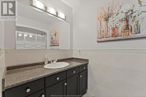 255 Golfview Drive, Amherstburg, ON - Indoor Photo Showing Bathroom