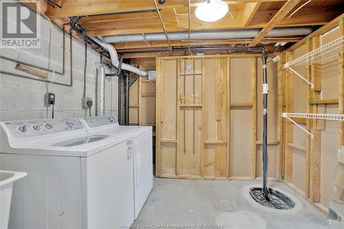 3189 Clemenceau, Windsor, ON - Indoor Photo Showing Laundry Room