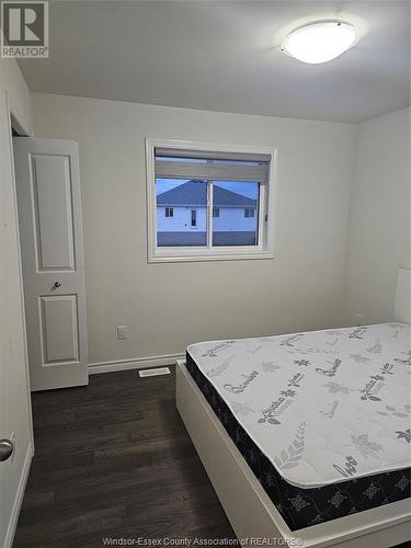 387 Mulberry Lane, Lakeshore, ON - Indoor Photo Showing Bedroom