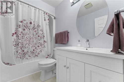 876 Russett Drive, Arnprior, ON - Indoor Photo Showing Bathroom