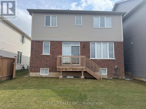 109 Munro Circle, Brantford, ON - Outdoor With Deck Patio Veranda With Exterior