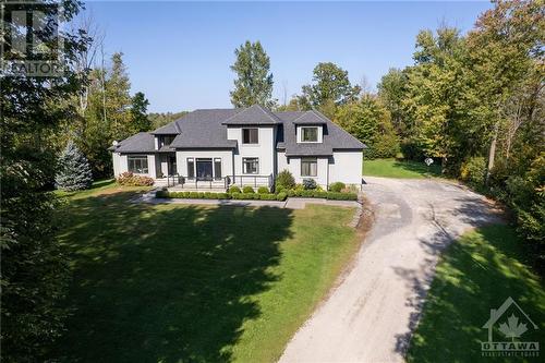 1700 Peter Robinson Road, Ottawa, ON - Outdoor