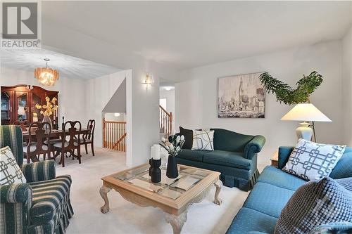 1460 Michaelsem Street, Ottawa, ON - Indoor Photo Showing Living Room