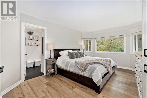 126 Karen Lane, Perth, ON - Indoor Photo Showing Bedroom