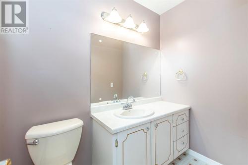 5 Inverness Place, St. John'S, NL - Indoor Photo Showing Bathroom