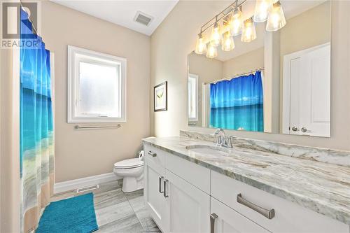 140 Sandpiper Drive, Sarnia, ON - Indoor Photo Showing Bathroom