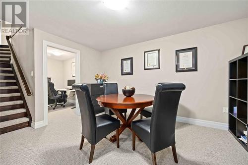 140 Sandpiper Drive, Sarnia, ON - Indoor Photo Showing Dining Room