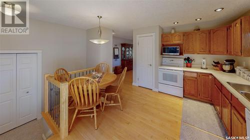 2234 Goldman Crescent, Regina, SK - Indoor Photo Showing Kitchen