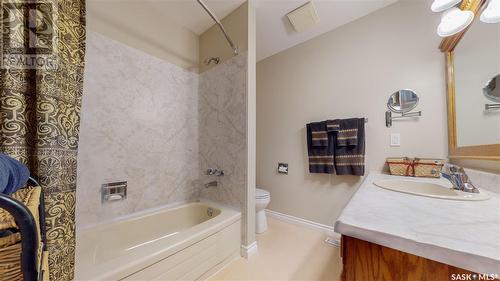 2234 Goldman Crescent, Regina, SK - Indoor Photo Showing Bathroom