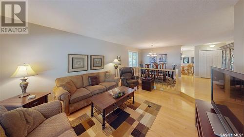 2234 Goldman Crescent, Regina, SK - Indoor Photo Showing Living Room