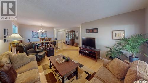 2234 Goldman Crescent, Regina, SK - Indoor Photo Showing Living Room