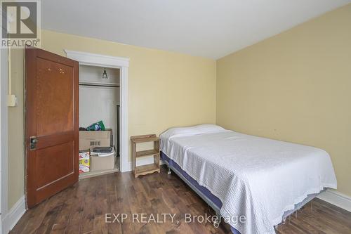 4118 Hamilton Road, Thames Centre (Dorchester), ON - Indoor Photo Showing Bedroom