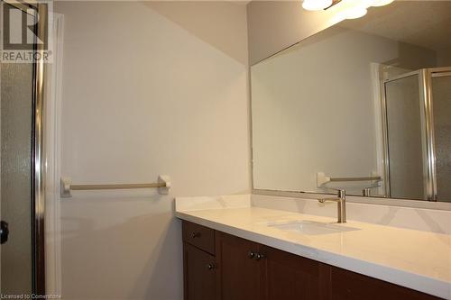 555 Chablis Drive Unit# 44, Waterloo, ON - Indoor Photo Showing Bathroom