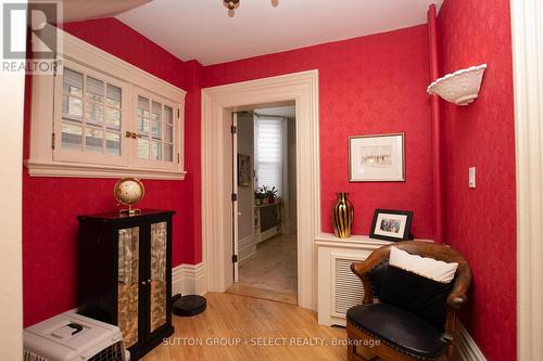 554 Waterloo Street, London, ON - Indoor Photo Showing Other Room