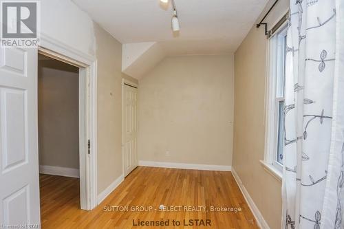 558 Waterloo Street, London, ON - Indoor Photo Showing Other Room