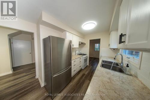 75 Alonna Street, Clarington, ON - Indoor Photo Showing Kitchen With Double Sink