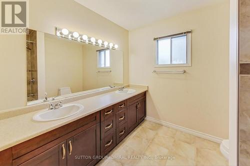 62 Esther Crescent, Vaughan, ON - Indoor Photo Showing Bathroom