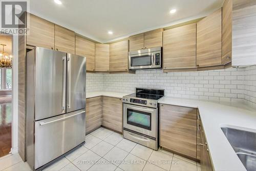 62 Esther Crescent, Vaughan, ON - Indoor Photo Showing Kitchen With Stainless Steel Kitchen