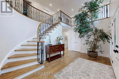 424 Kerrybrook Drive, Richmond Hill, ON - Indoor Photo Showing Other Room