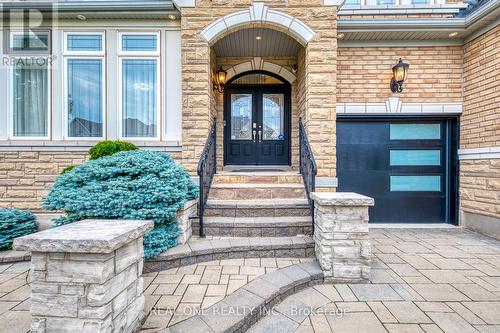 2316 Delnice Drive, Oakville, ON - Outdoor With Facade