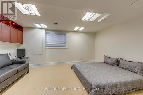 2316 Delnice Drive, Oakville, ON - Indoor Photo Showing Other Room