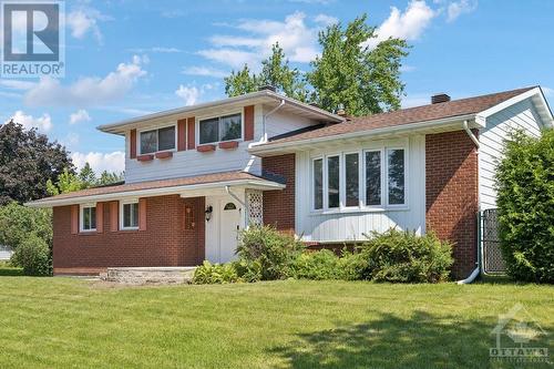 13 Ridgeburn Gate, Ottawa, ON - Outdoor