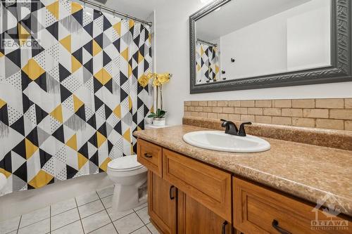 13 Ridgeburn Gate, Ottawa, ON - Indoor Photo Showing Bathroom