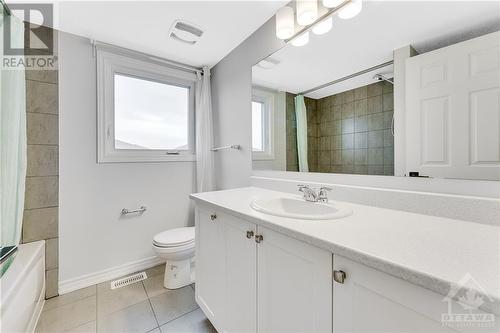 1412 Hemlock Road, Ottawa, ON - Indoor Photo Showing Bathroom