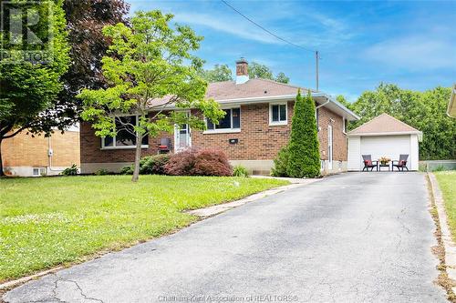 27 Peter Street, Chatham, ON - Outdoor