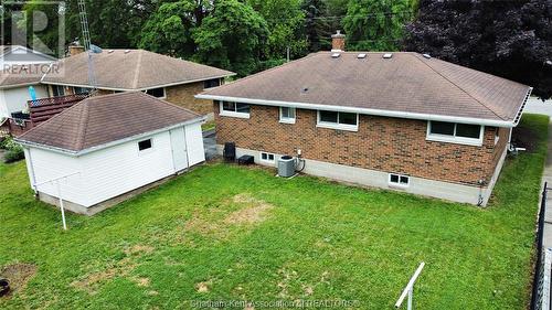 27 Peter Street, Chatham, ON - Outdoor With Exterior