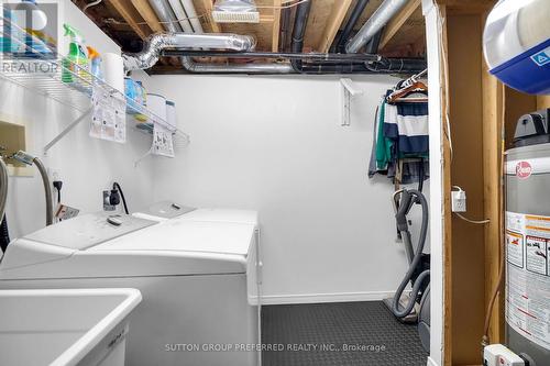 15 Bellrock Crescent, London, ON - Indoor Photo Showing Laundry Room