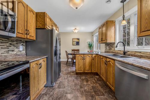 84 Michener Avenue, Mount Pearl, NL - Indoor Photo Showing Kitchen With Stainless Steel Kitchen With Double Sink