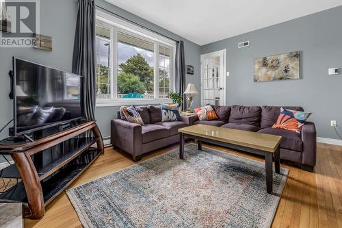 84 Michener Avenue, Mount Pearl, NL - Indoor Photo Showing Living Room