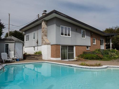 Piscine - 515 Rue Hocquart, Laval (Duvernay), QC - Outdoor With In Ground Pool