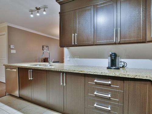 Cuisine - 201-60 Rue Majeau, L'Épiphanie, QC - Indoor Photo Showing Kitchen