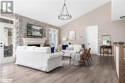 31 Hunter Place, Bracebridge, ON - Indoor Photo Showing Living Room With Fireplace