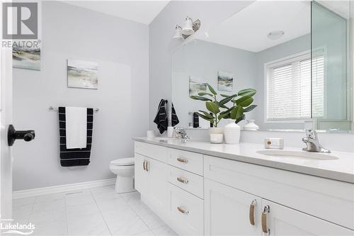 31 Hunter Place, Bracebridge, ON - Indoor Photo Showing Bathroom