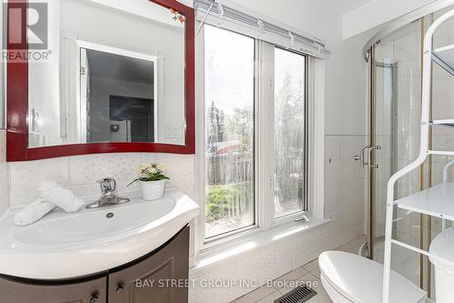 60 Big Red Avenue, Toronto, ON - Indoor Photo Showing Bathroom